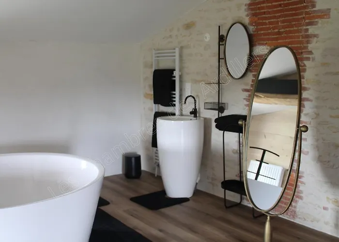 Les Des Ardillers Couette-café 3*